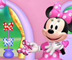 Minnie's Bow-Maker