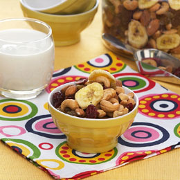 Jungle Junction Banana Snack Mix