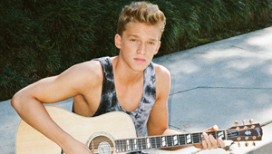 Jake catches up with Cody on his 'Paradise' Tour!