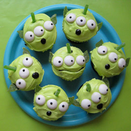 <i>Toy Story</i>  Green Alien Cupcakes